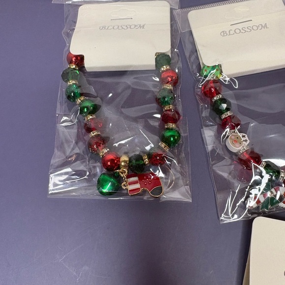 Set of two - Beaded Christmas braclets - Picture 15 of 15